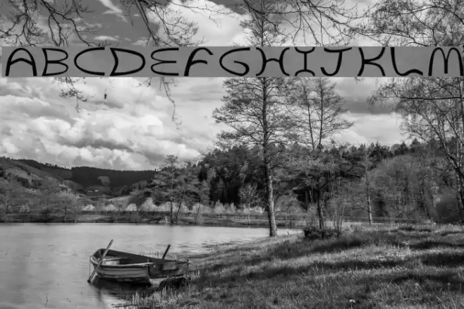 Golden Arches Bold Font examples