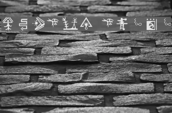 Golden Disks Font examples