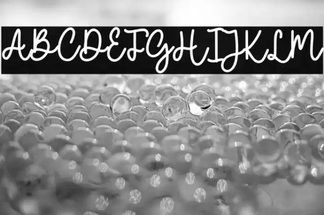 Goldiolus Demo Font examples