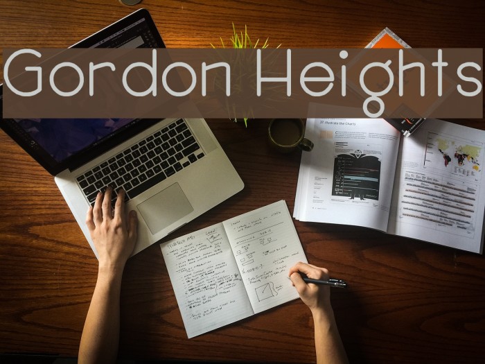 Gordon Heights Font examples