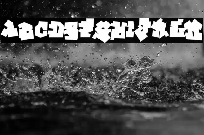 GraffitiTreatBack-Regular Font examples