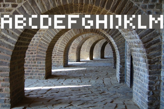 GreekBearTinyE Font examples