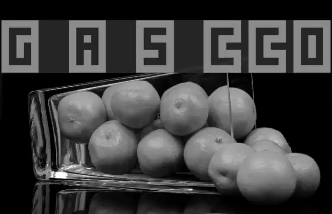 Grixel Acme 5 CompCapsO フォント examples