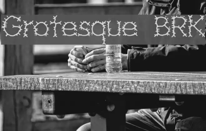 Grotesque BRK Fuentes examples