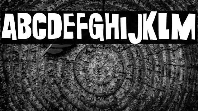 Grunge Bold Font examples