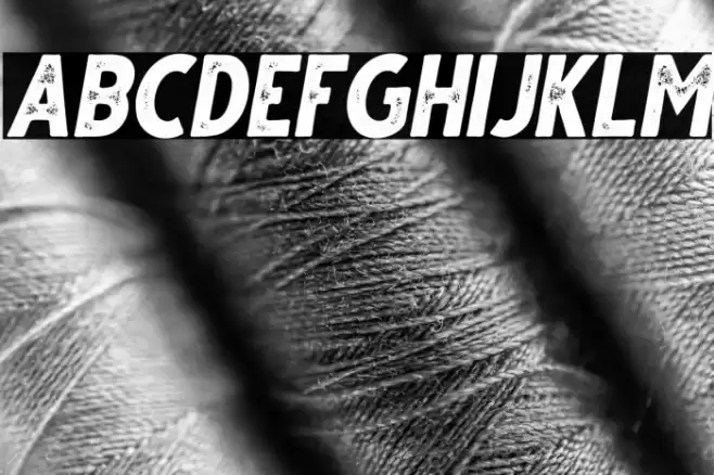 Gutter Italic Rust Font examples