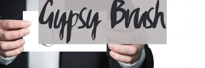 Gypsy Brush Schriftart examples