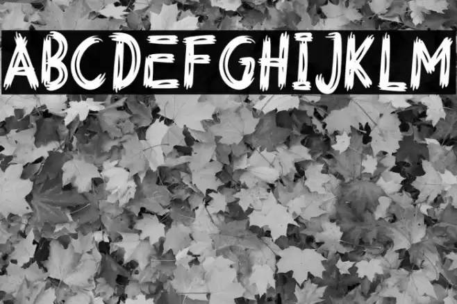 HALLOQUEEN Font examples