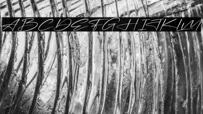 Halimunde Signature Font examples