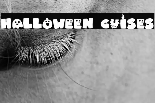 Halloween Guises Schriftart examples