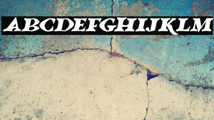 Halloween Horrors 2023 Italic Example 1