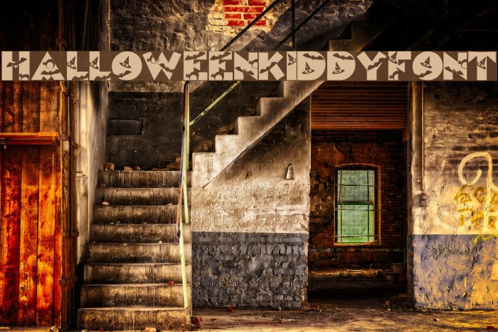 HalloweenKiddyFont Schriftart examples