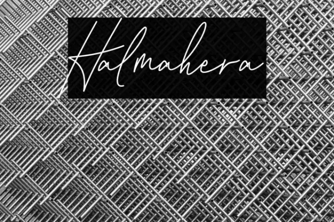 Halmahera Font examples