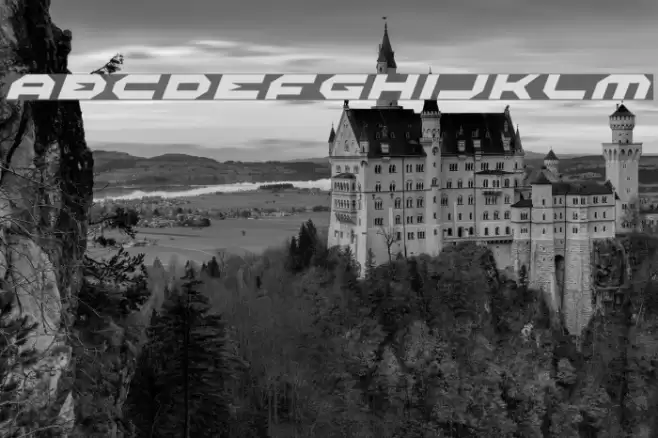 Halo Expanded Italic Font examples