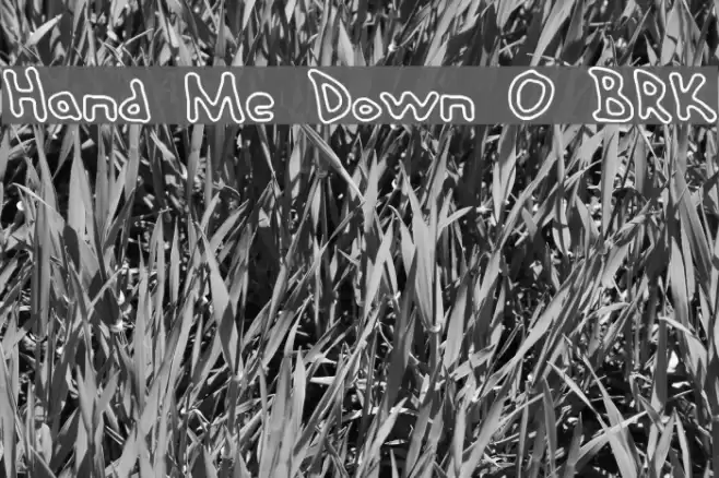 Hand Me Down O BRK Font examples