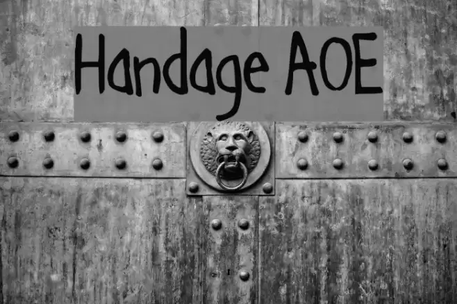 Handage AOE Schriftart examples