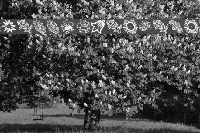 HappyXmasBats Font examples