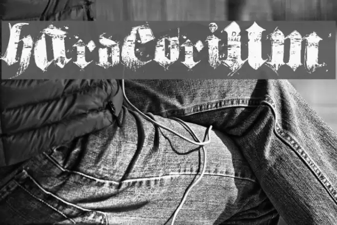 hardcorium Font examples