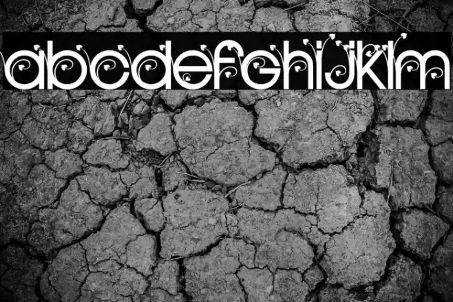 HEARTS GARDEN PERSONAL USE Regular Font examples