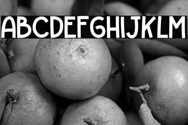 HELLO GIRAFFE Font examples