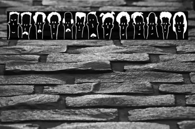 Headed Regular Font examples