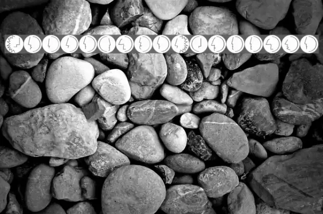 HeadsTorsiButtons フォント examples