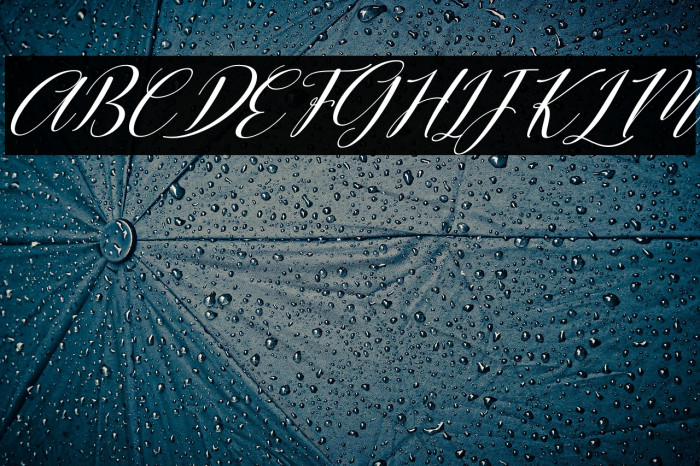 Hellilove Italic Example 2