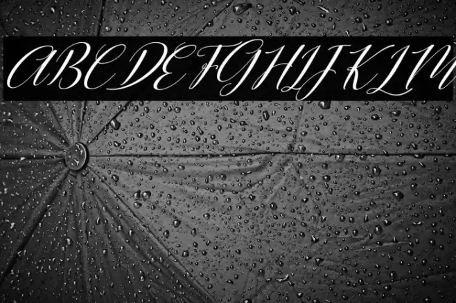 Hellilove Italic Font examples