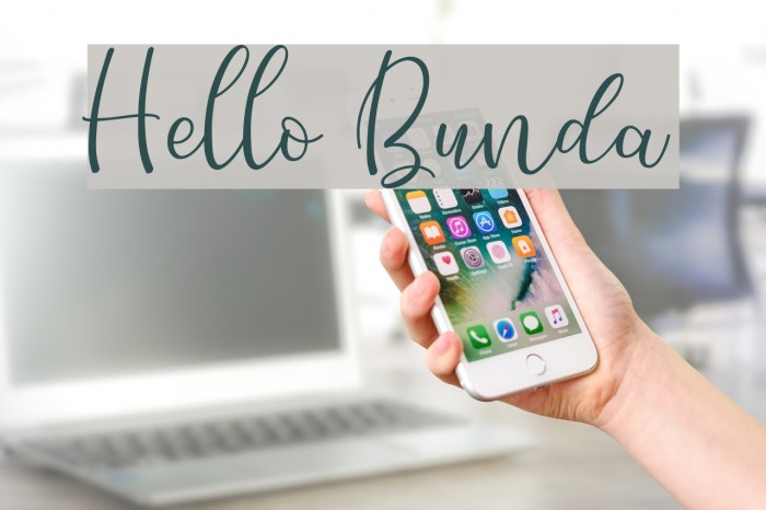 Hello Bunda Font examples