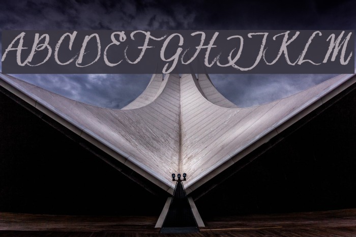 HessterMofetDIRTY_TRIAL Font examples
