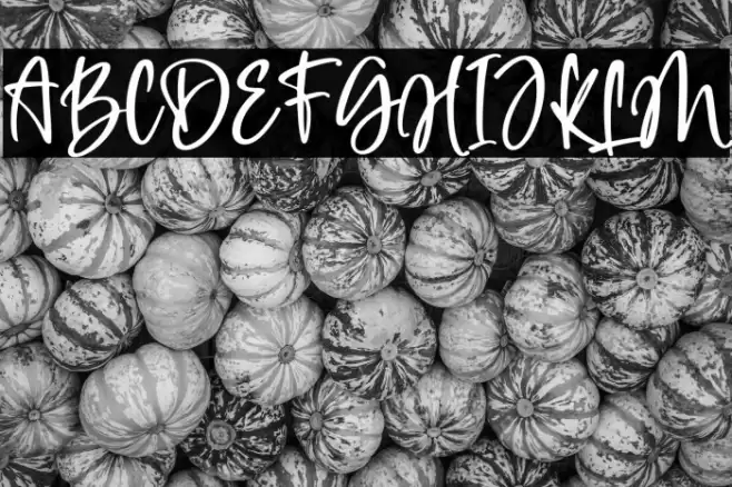 Heylia Lovely Font examples