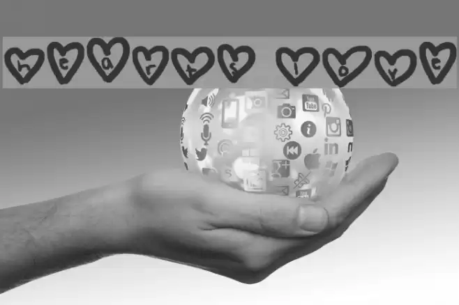 hearts love Font examples