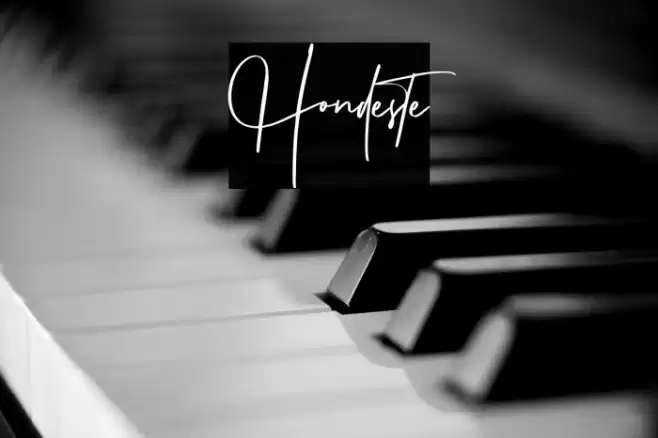 Hondeste Font examples