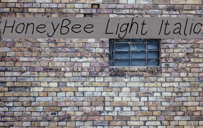 HoneyBee Light Italic Example 3