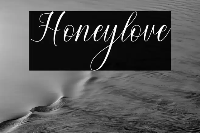 Honeylove Font examples