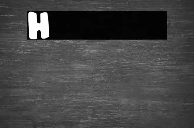 Hooliday Font examples