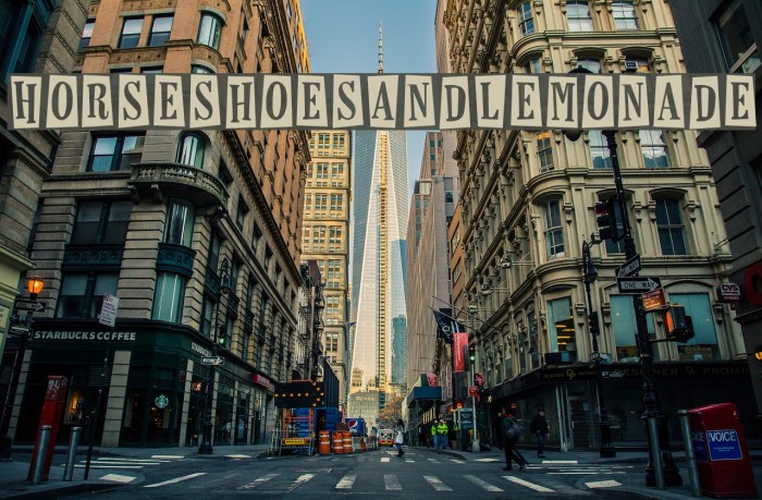 HorseshoesAndLemonade Font examples