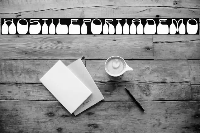 HostilePortiaDemo Шрифта examples