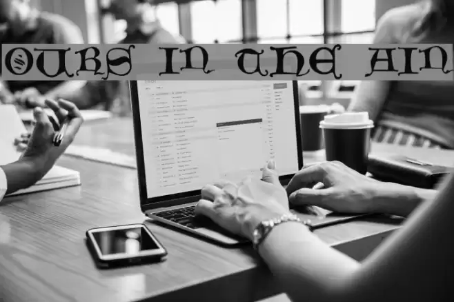 Hours in the Rain フォント examples