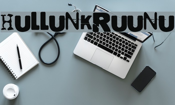 Hullunkruunu Font examples
