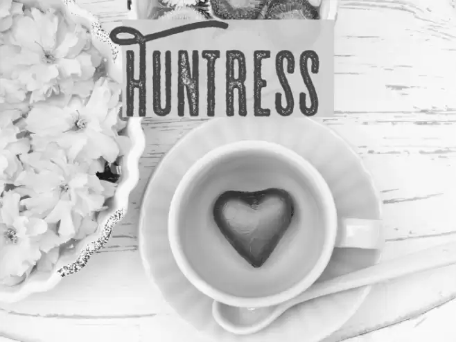 Huntress Font examples