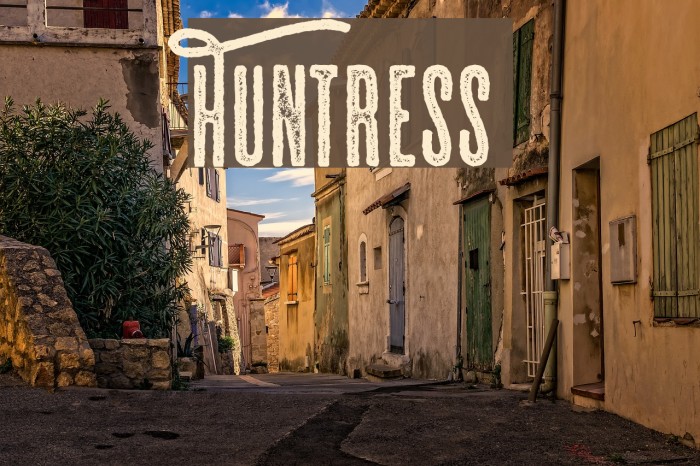 Huntress Font examples