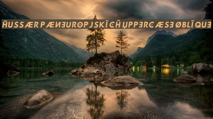 Hussar Paneuropjskich Uppercase Oblique Example 2