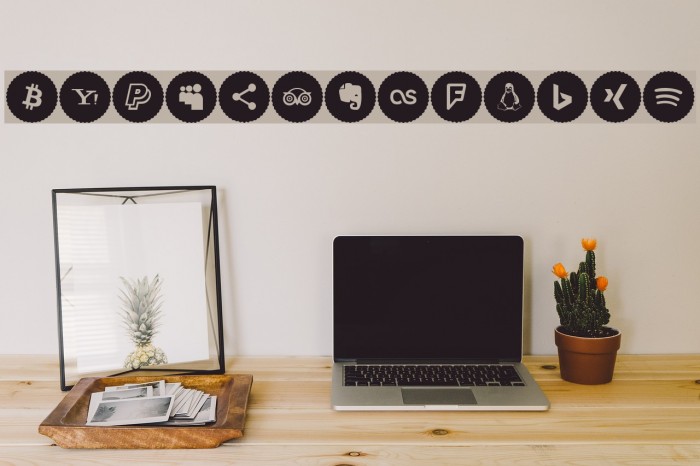 Icons Social Media 9 Font examples