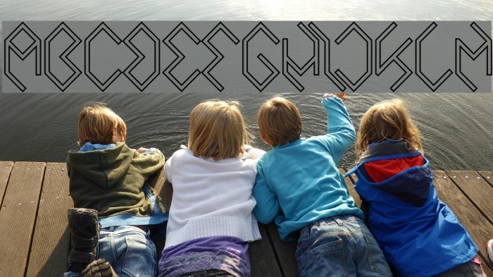 INSIDE THE BOX-Hollow Bold Example 3