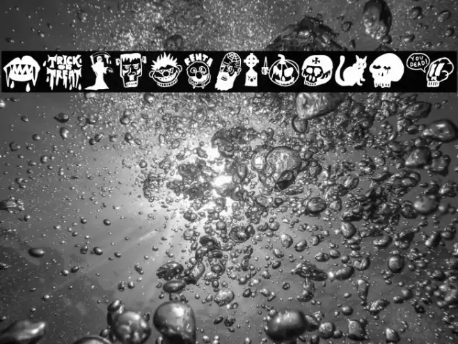 Insane Woodcutter Halloween Schriftart examples