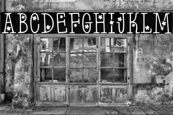 Irish^Clovers Font examples