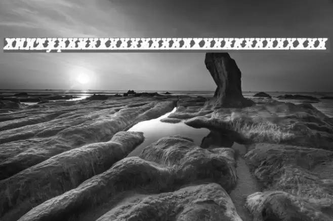 JMHTypewritermonoBlackCross-Ita Schriftart examples