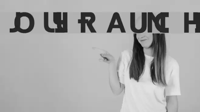 Jolly-Raunchy Font examples