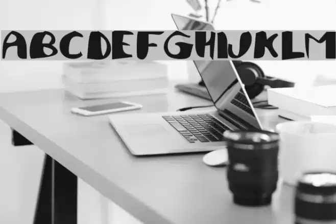 JuliFesta Bold Font examples